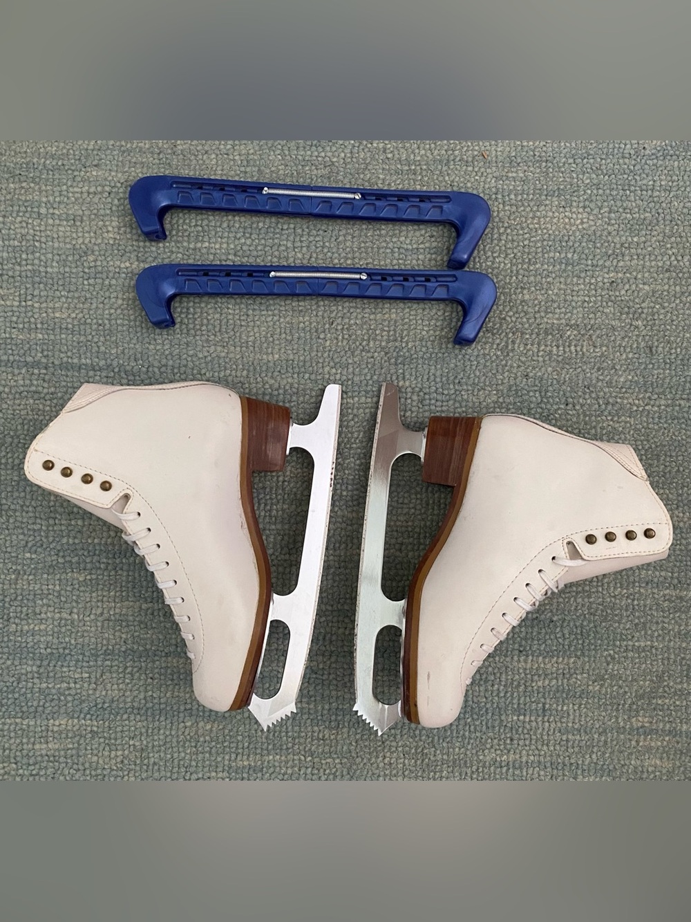 Jackson Women’s 7.5 Ice Skates